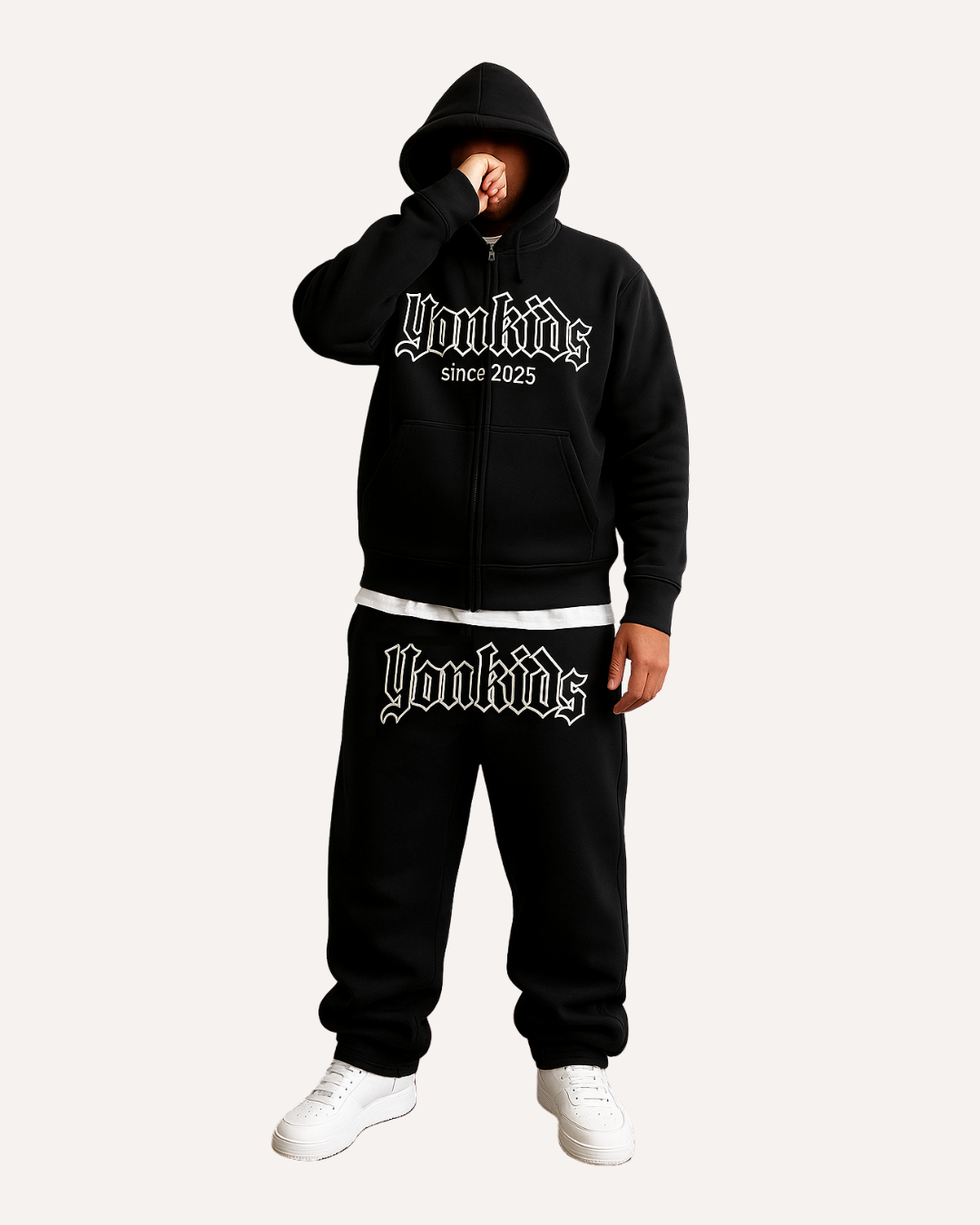Chandal Yonkids Legacy – Edición Gótica Bordada (100% Algodón)