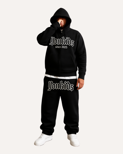 Chandal Yonkids Legacy – Edición Gótica Bordada (100% Algodón)